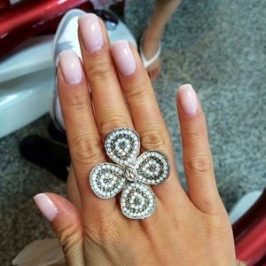 Kaiio Clover Swarovski Crystal Adjustable Ring